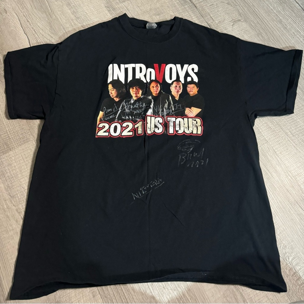 Introvoys US tour 2021 Signed T Shirt Original Philippine Music